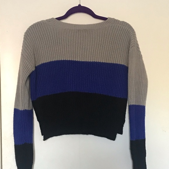 Color Block Sweater - Picture 3 of 3